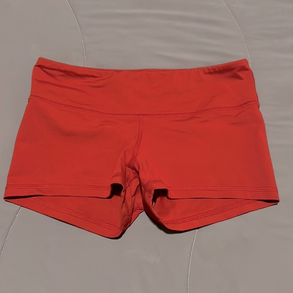 Fleo Pants - FLEO athletic shorts